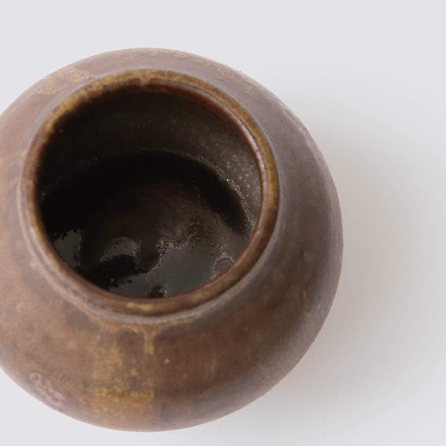Brown Vessel