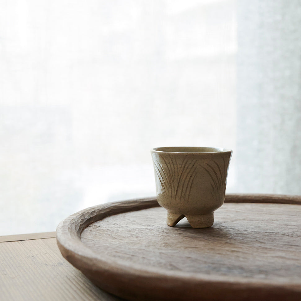 Buncheong cup with grass leaf pattern